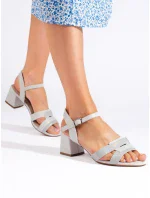 Praktické šedo-stříbrné dámské sandály na širokém podpatku Praktické šedo-stříbrné dámské sandály na širokém podpatku