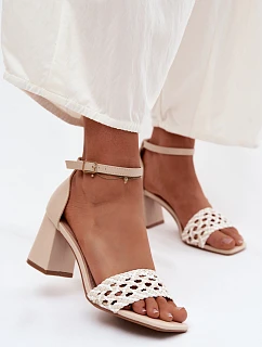 Ženské sandály na podpatku s pleteným vzorem světle béžové Felena