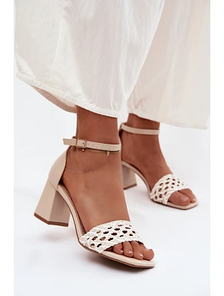 Ženské sandály na podpatku s pleteným vzorem světle béžové Felena