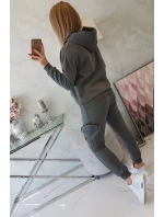 Zateplená souprava s ozdobnou kapsou grafitová melanž Zateplená souprava s ozdobnou kapsou grafitová melanž