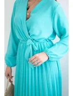 Šaty se svázaným plisovaným lemem mincovna