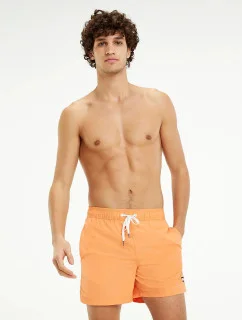 Pánské šortky UM0UM01080-617 oranžová - Tommy Hilfiger