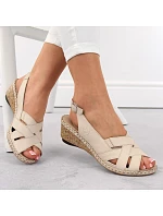 Kožené pohodlné sandály Rieker W RKR682 beige Kožené pohodlné sandály Rieker W RKR682 beige