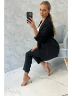 Elegantní souprava saka a kalhot černé barvy Elegantní souprava saka a kalhot černé barvy