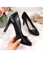 Černé lodičky na podpatku W Sergio Leone